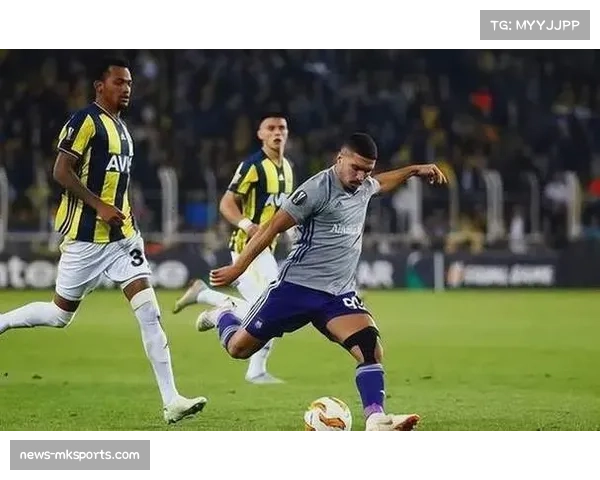 加济安泰普主场不敌费内巴切 延续历史交锋劣势纪录 加济安泰普主场不敌费内巴切 延续历史交锋劣势纪录